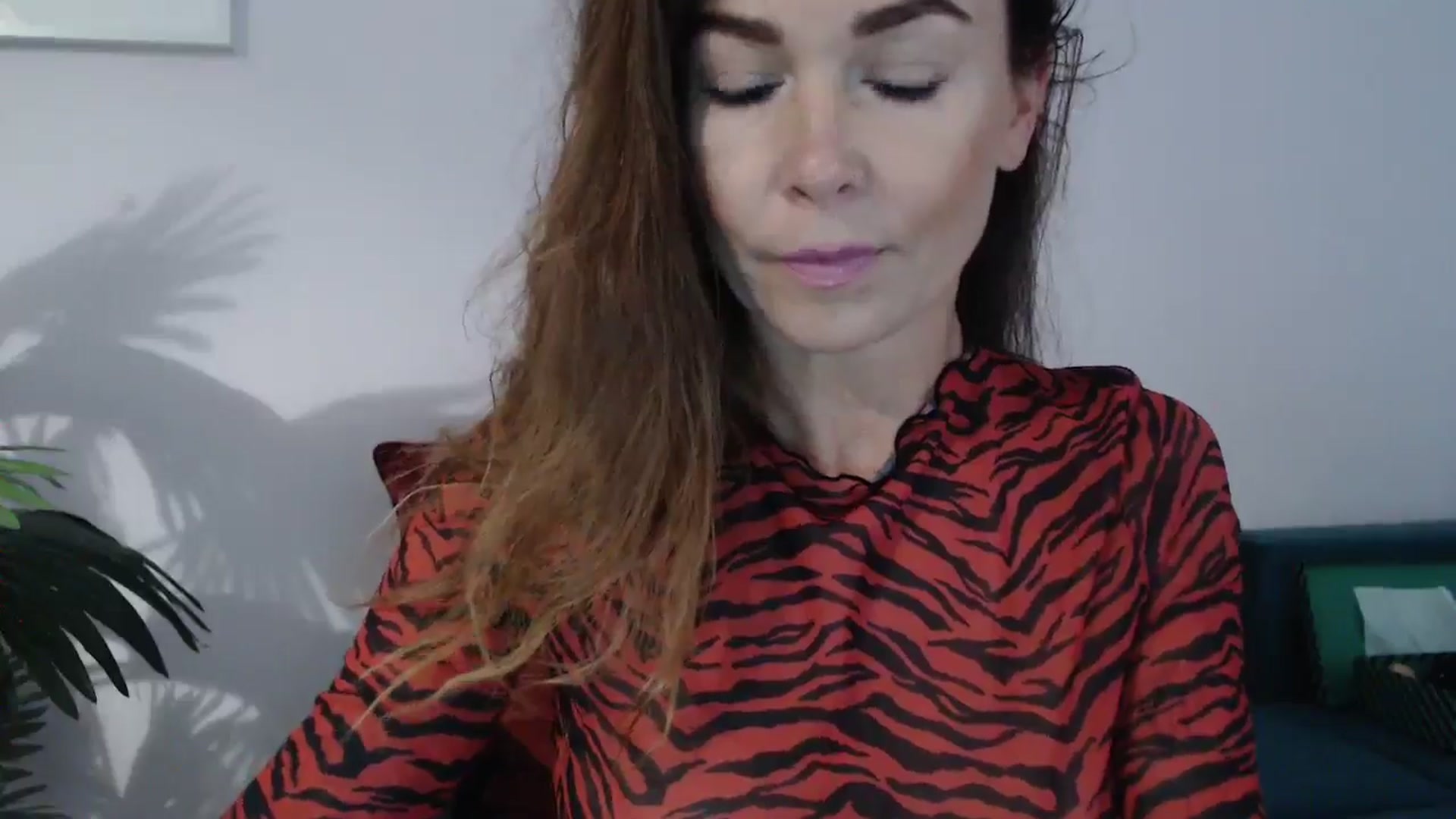 Gallery image thumbnail from Delilah_sweet's myfreecams stream on, 08/22/2024, 13:55 image 12 of 20