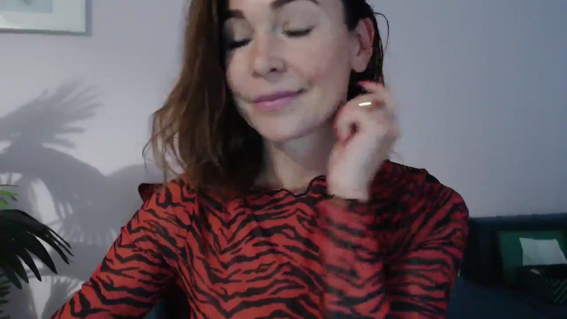 Gallery image thumbnail from Delilah_sweet's myfreecams stream on, 08/22/2024, 15:56 image 6 of 20