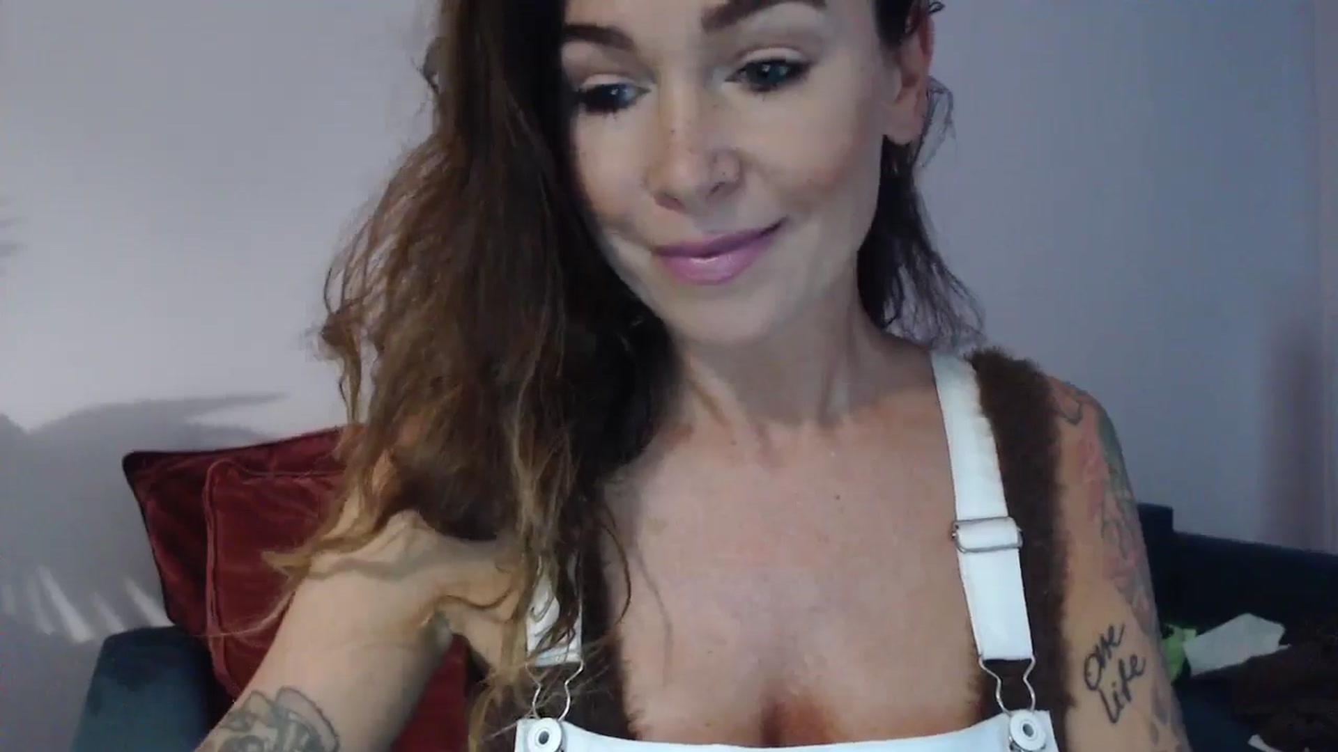 Gallery image thumbnail from Delilah_sweet's myfreecams stream on, 08/27/2024, 15:54 image 19 of 20