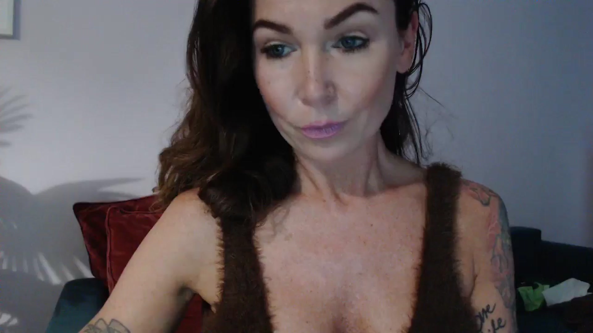Gallery image thumbnail from Delilah_sweet's myfreecams stream on, 08/27/2024, 16:53 image 11 of 20