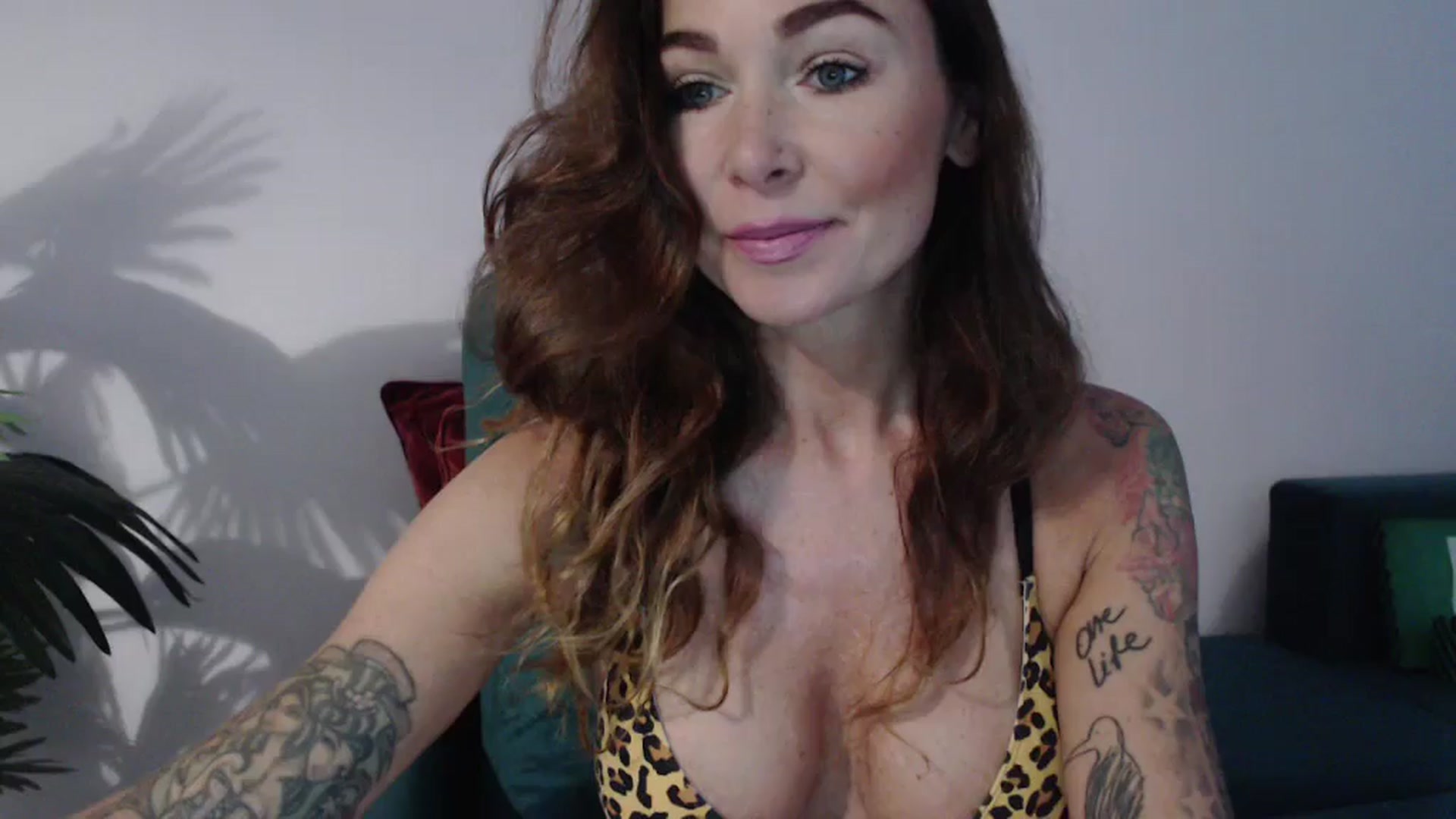 Gallery image thumbnail from Delilah_sweet's myfreecams stream on, 08/28/2024, 15:31 image 8 of 20