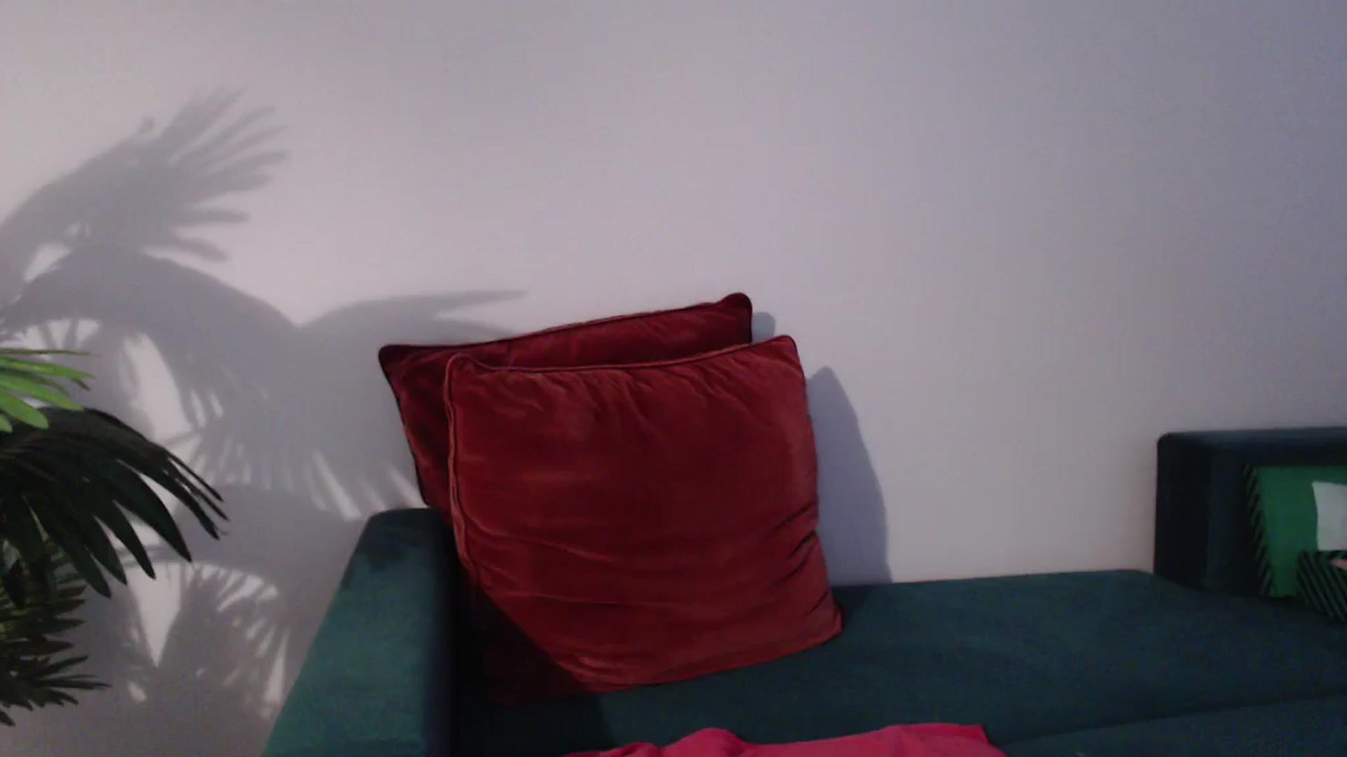 Gallery image thumbnail from Delilah_sweet's myfreecams stream on, 08/28/2024, 15:31 image 7 of 20