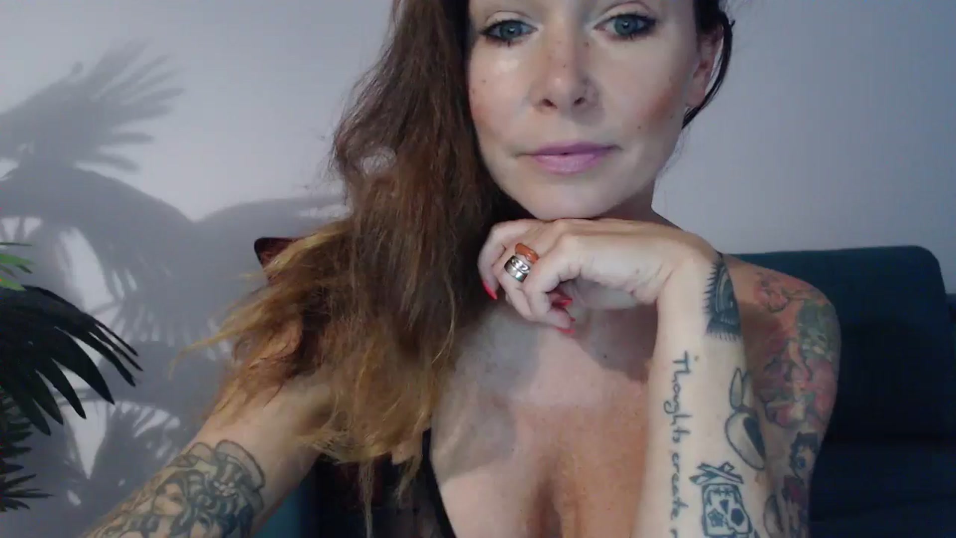 Gallery image thumbnail from Delilah_sweet's myfreecams stream on, 08/29/2024, 14:35 image 16 of 20
