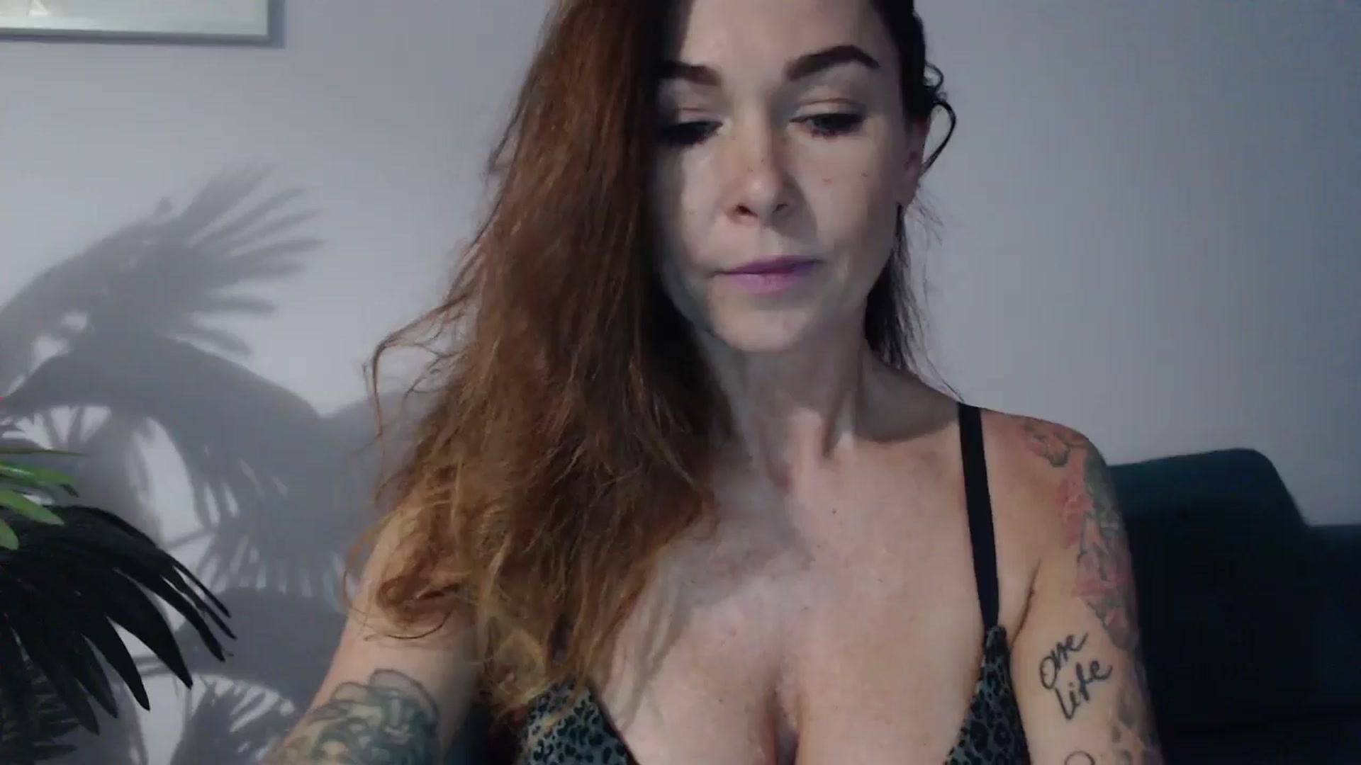 Gallery image thumbnail from Delilah_sweet's myfreecams stream on, 09/17/2024, 16:09 image 5 of 20