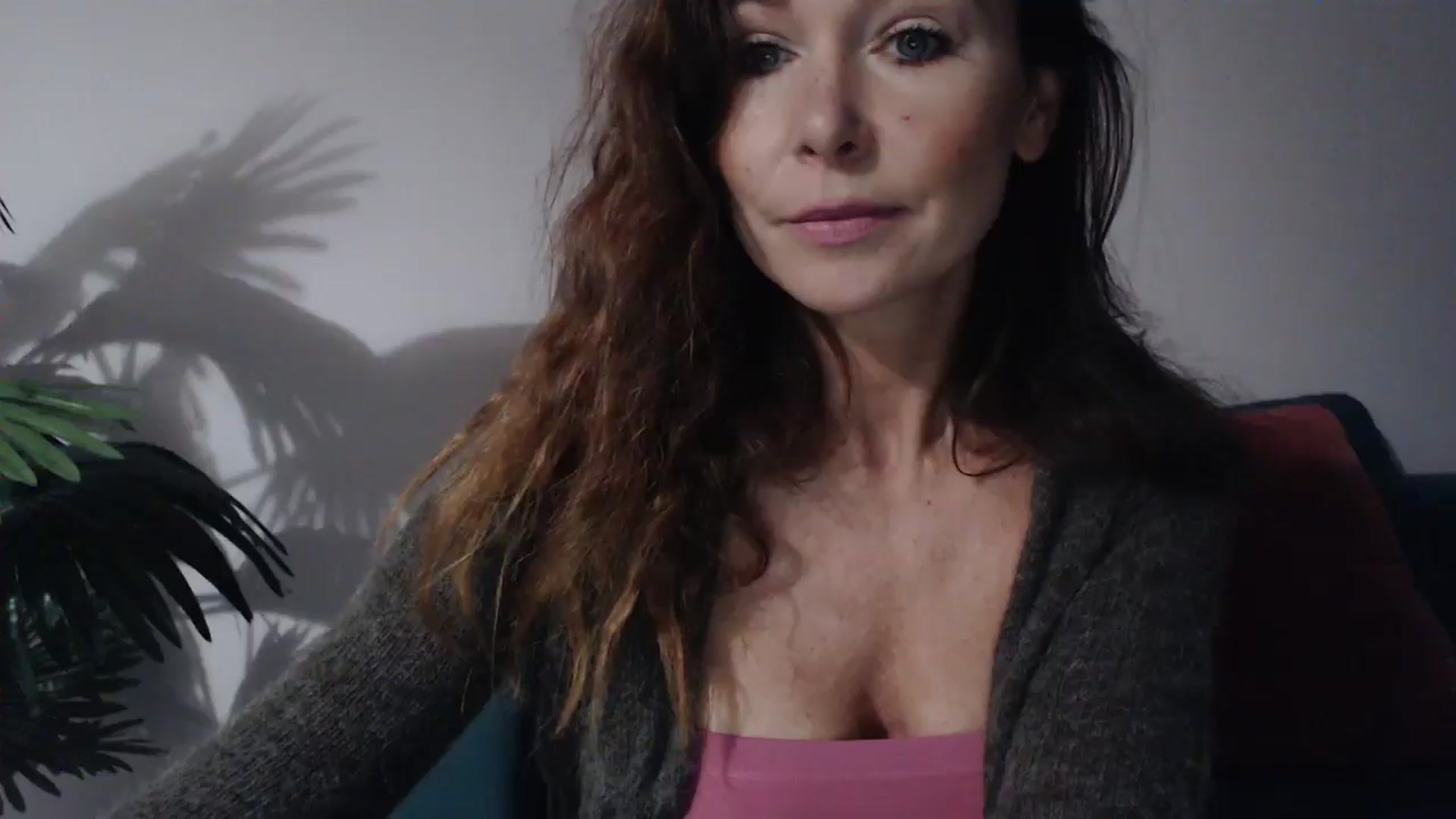 Gallery image thumbnail from Delilah_sweet's myfreecams stream on, 09/23/2024, 17:33 image 7 of 20