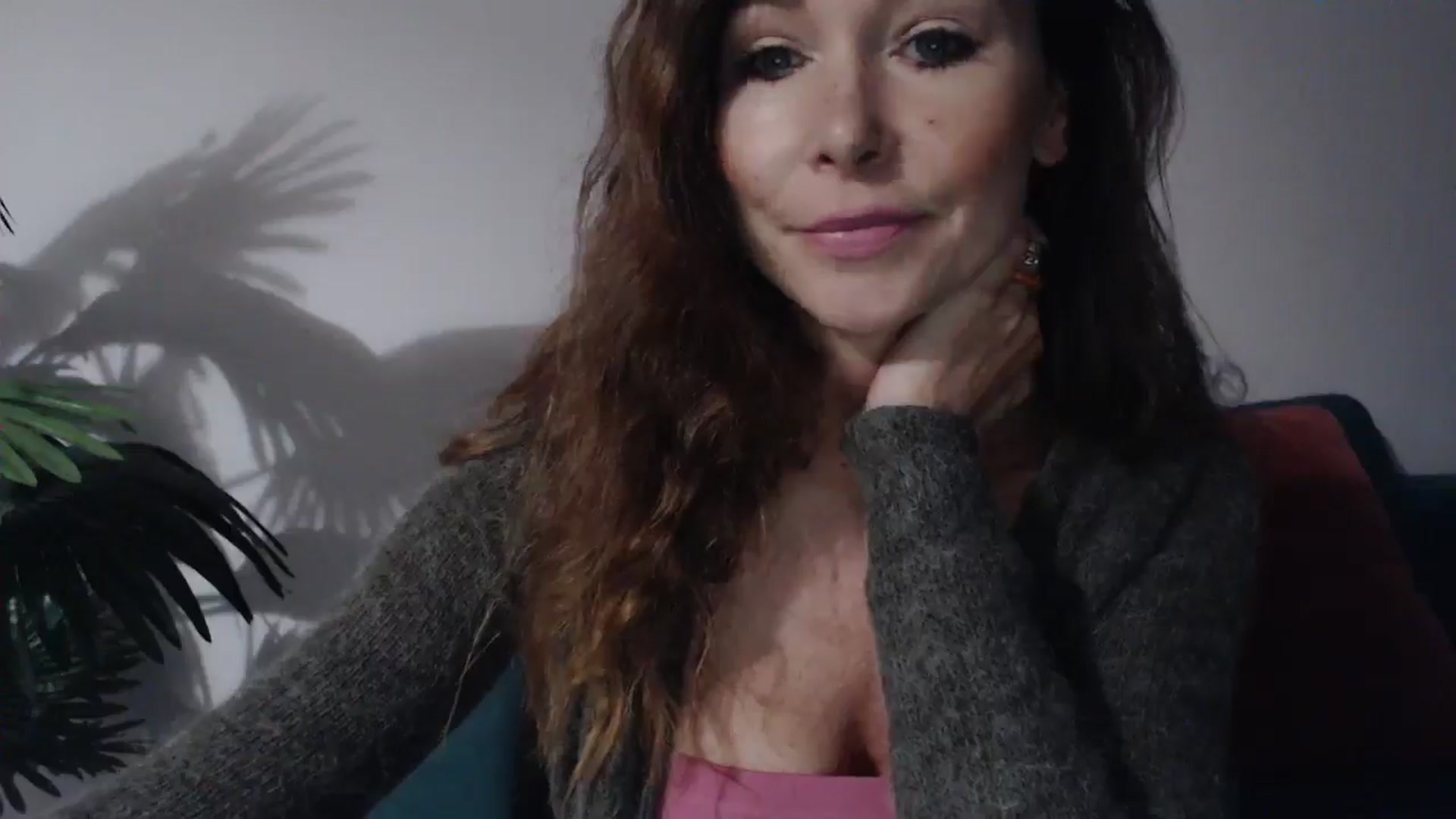 Gallery image thumbnail from Delilah_sweet's myfreecams stream on, 09/23/2024, 17:33 image 18 of 20