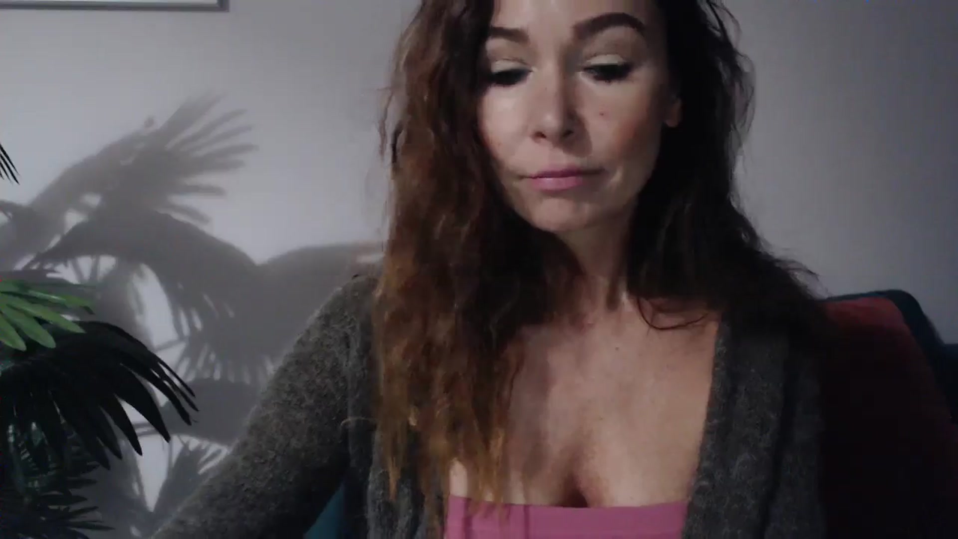 Gallery image thumbnail from Delilah_sweet's myfreecams stream on, 09/23/2024, 17:33 image 3 of 20