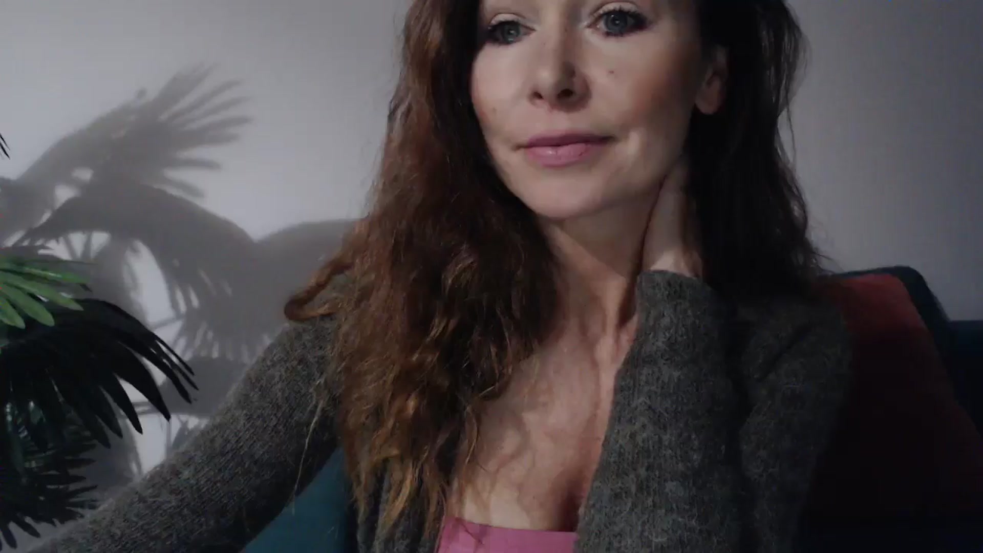 Gallery image thumbnail from Delilah_sweet's myfreecams stream on, 09/23/2024, 17:33 image 14 of 20