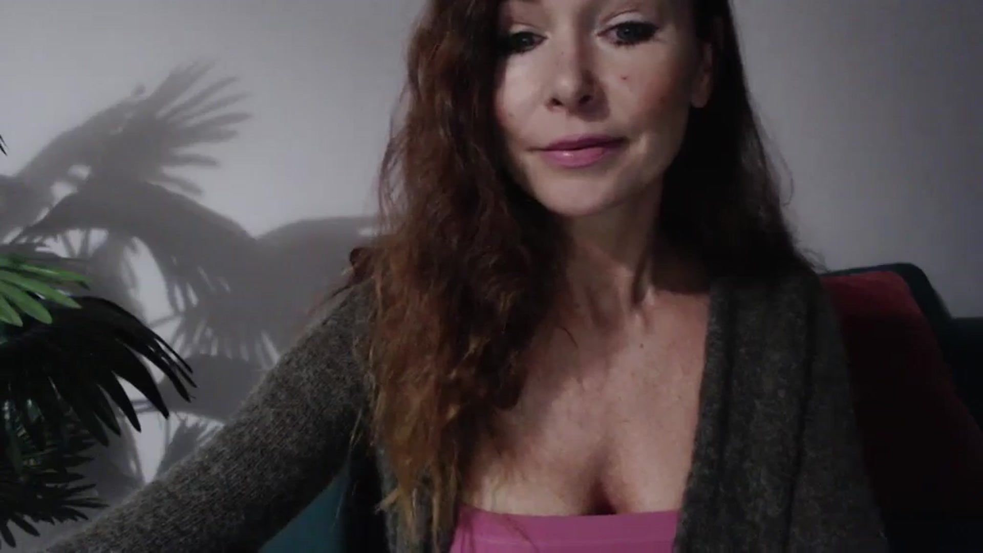 Gallery image thumbnail from Delilah_sweet's myfreecams stream on, 09/23/2024, 18:27 image 8 of 20