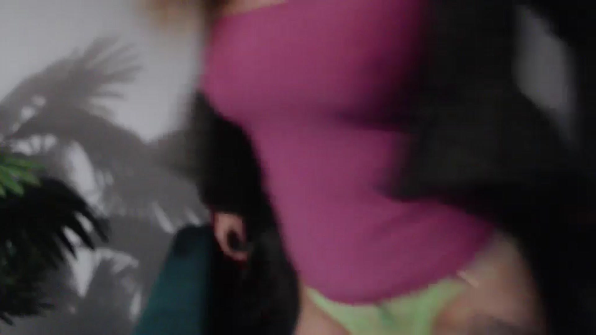 Gallery image thumbnail from Delilah_sweet's myfreecams stream on, 09/23/2024, 18:27 image 13 of 20