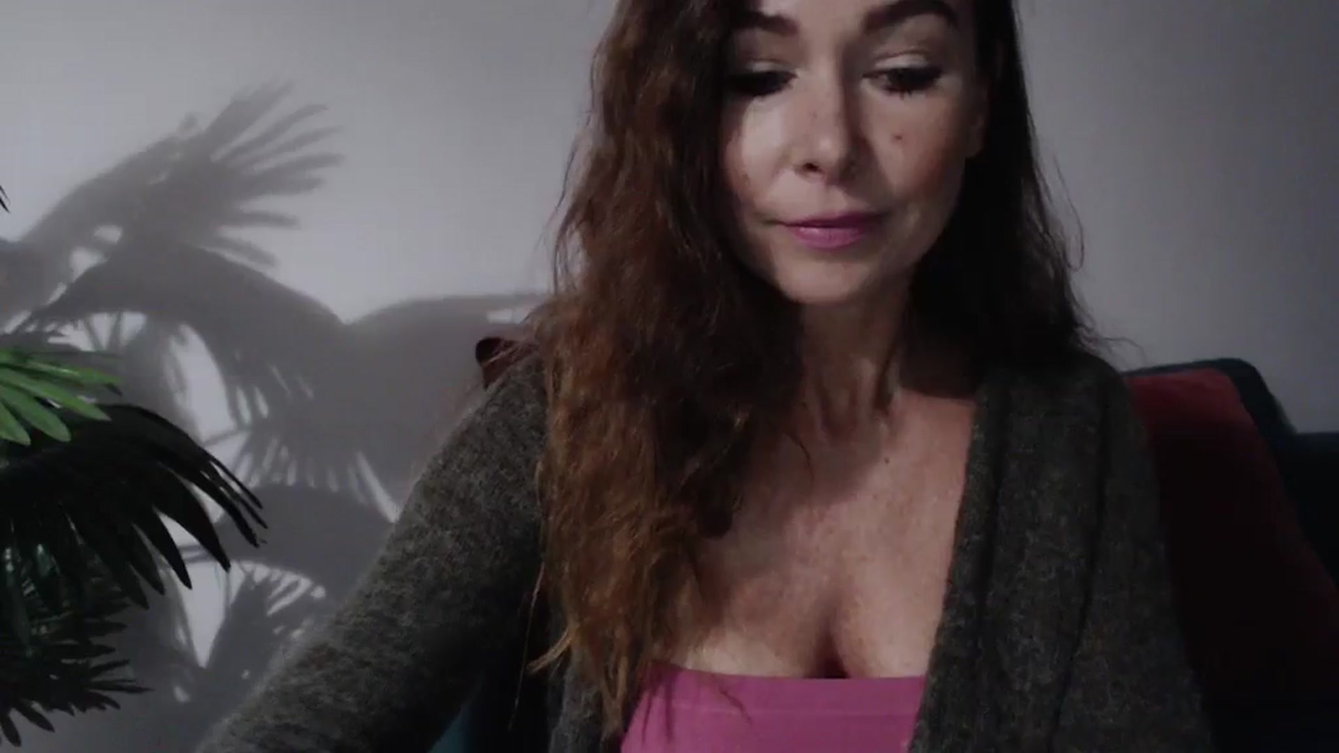 Gallery image thumbnail from Delilah_sweet's myfreecams stream on, 09/23/2024, 18:27 image 6 of 20