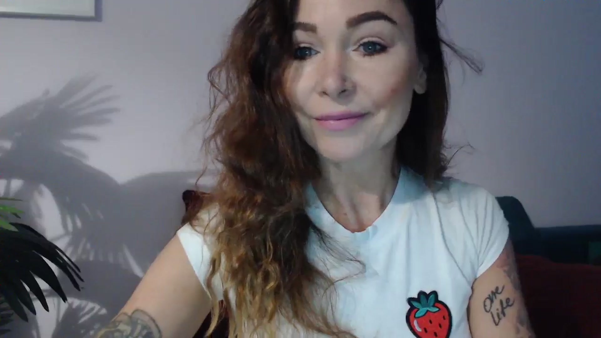 Gallery image thumbnail from Delilah_sweet's myfreecams stream on, 09/30/2024, 15:56 image 9 of 20