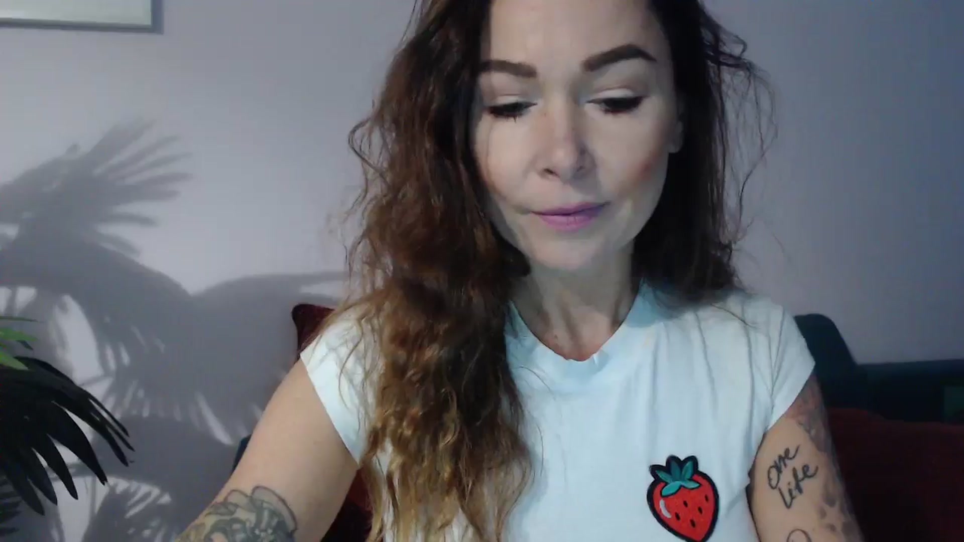 Gallery image thumbnail from Delilah_sweet's myfreecams stream on, 09/30/2024, 15:56 image 13 of 20