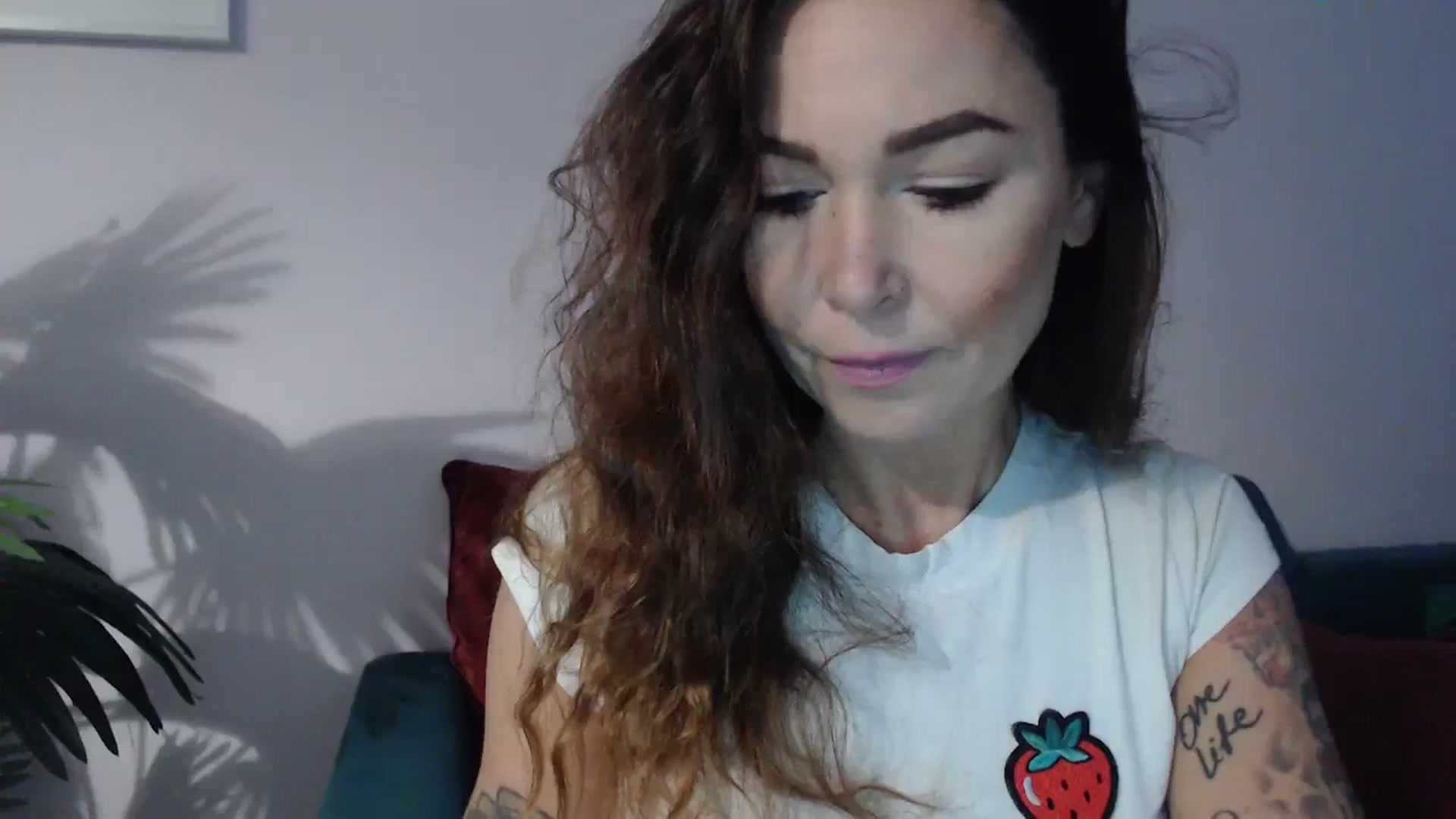 Gallery image thumbnail from Delilah_sweet's myfreecams stream on, 09/30/2024, 15:56 image 8 of 20