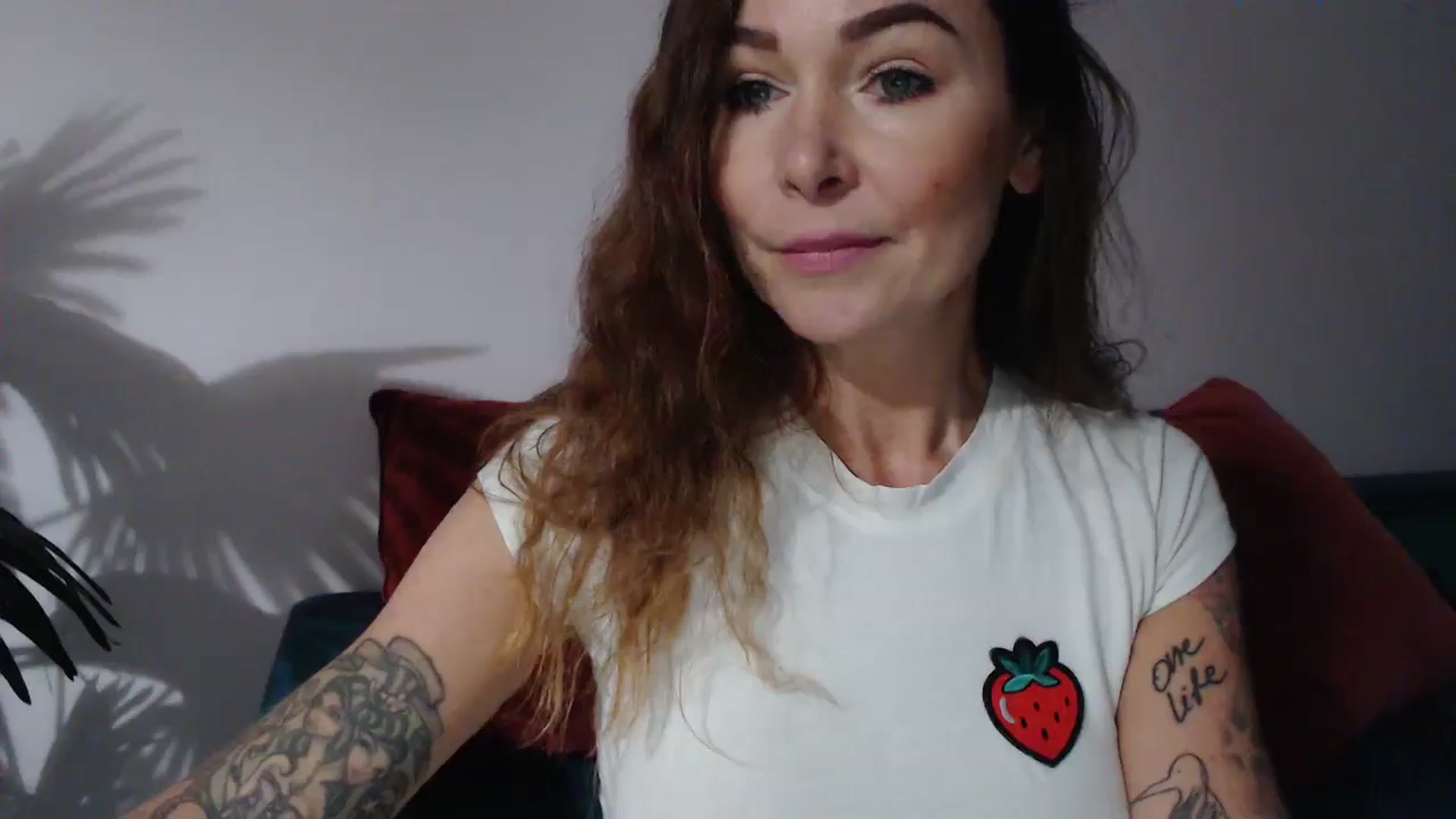 Gallery image thumbnail from Delilah_sweet's myfreecams stream on, 09/30/2024, 17:35 image 12 of 20