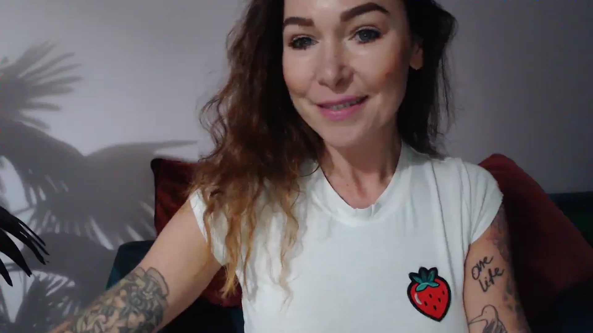 Gallery image thumbnail from Delilah_sweet's myfreecams stream on, 09/30/2024, 17:35 image 4 of 20
