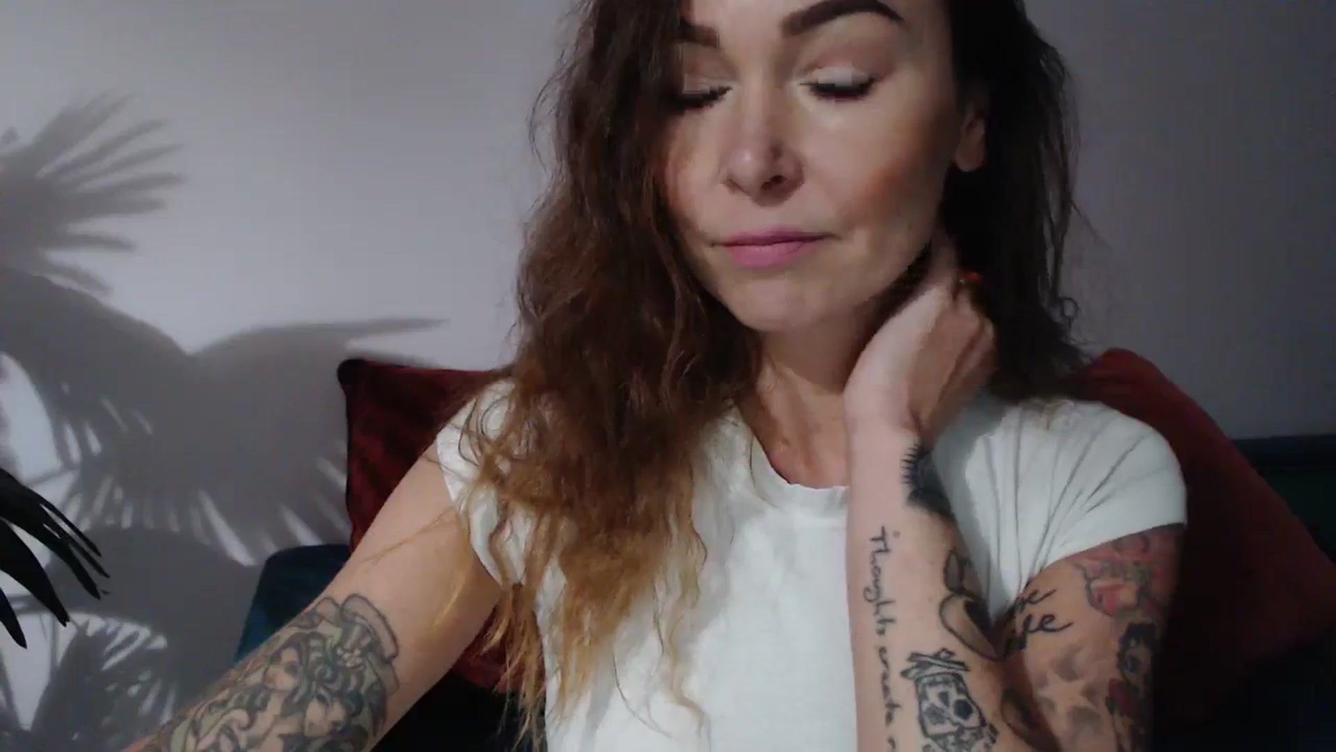 Gallery image thumbnail from Delilah_sweet's myfreecams stream on, 09/30/2024, 17:35 image 19 of 20