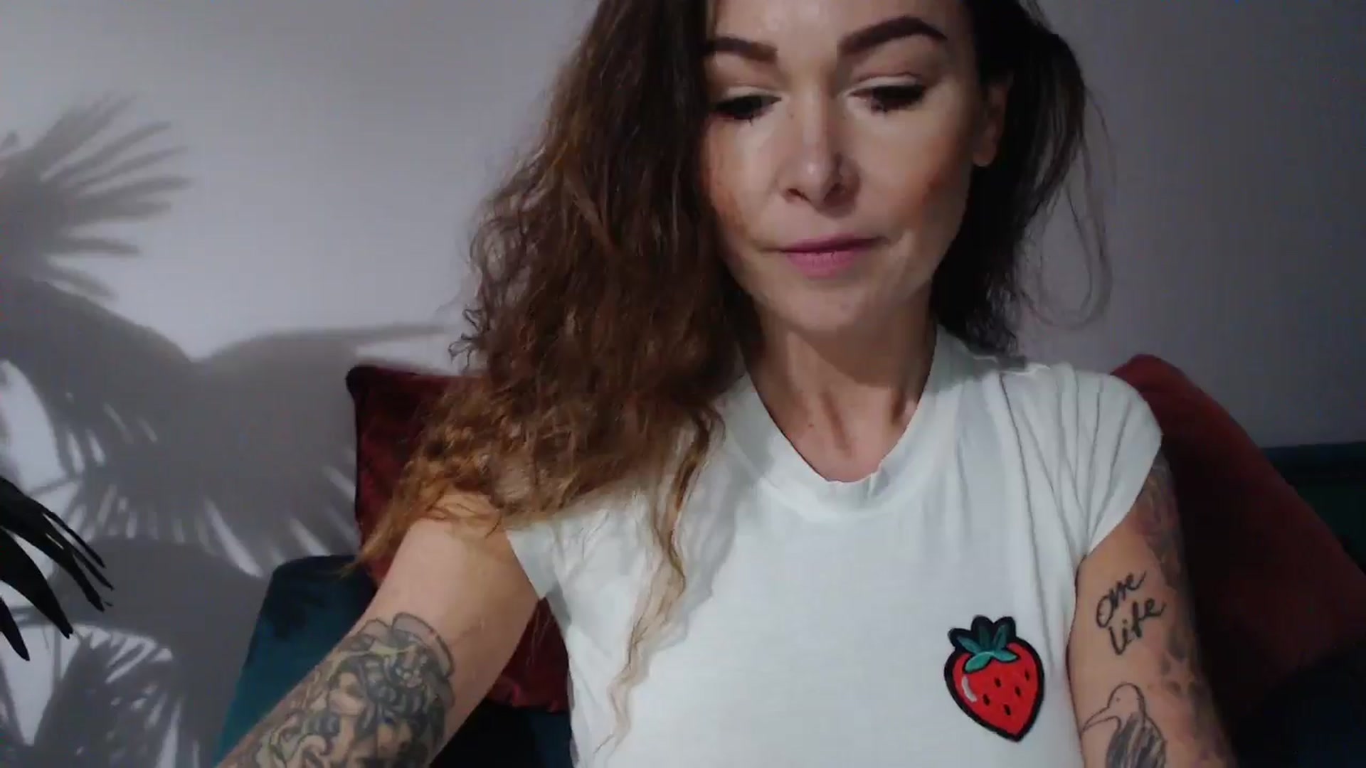 Gallery image thumbnail from Delilah_sweet's myfreecams stream on, 09/30/2024, 17:35 image 5 of 20