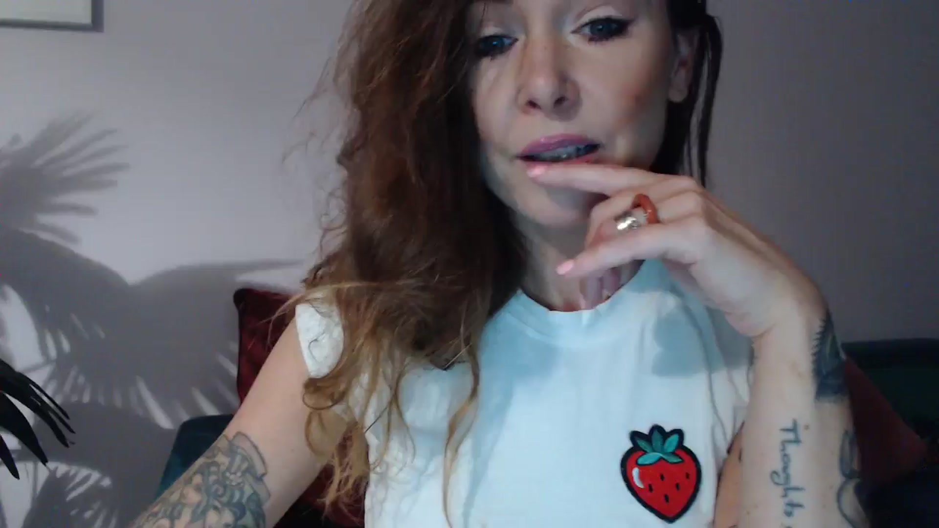 Gallery image thumbnail from Delilah_sweet's myfreecams stream on, 10/02/2024, 16:25 image 2 of 20