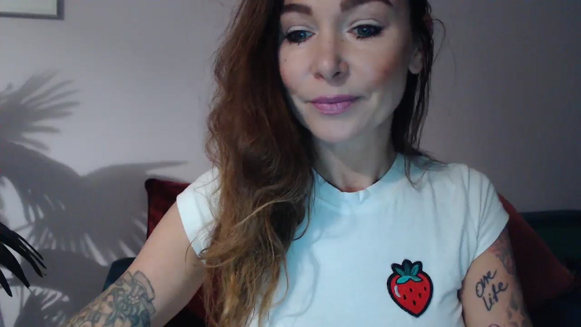 Gallery image thumbnail from Delilah_sweet's myfreecams stream on, 10/02/2024, 16:25 image 12 of 20
