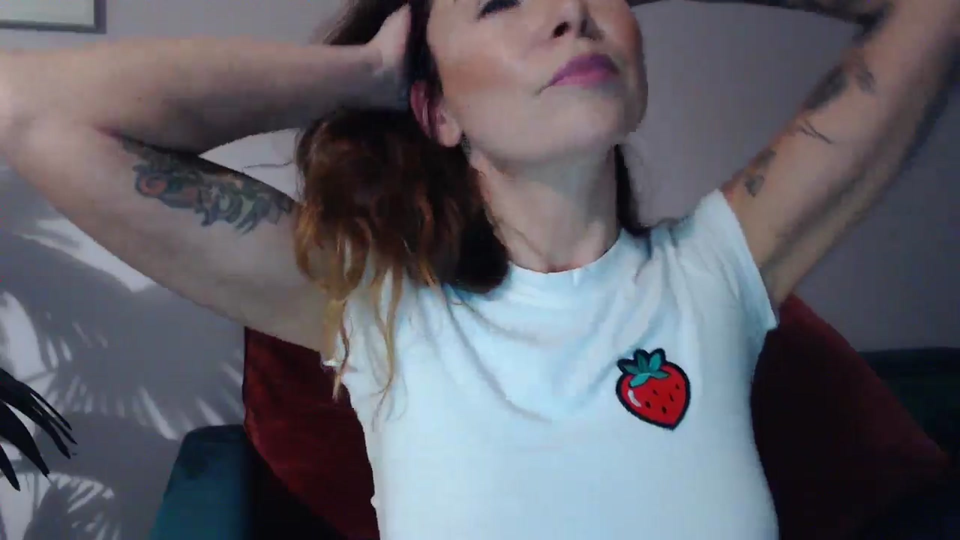 Gallery image thumbnail from Delilah_sweet's myfreecams stream on, 10/02/2024, 16:25 image 6 of 20