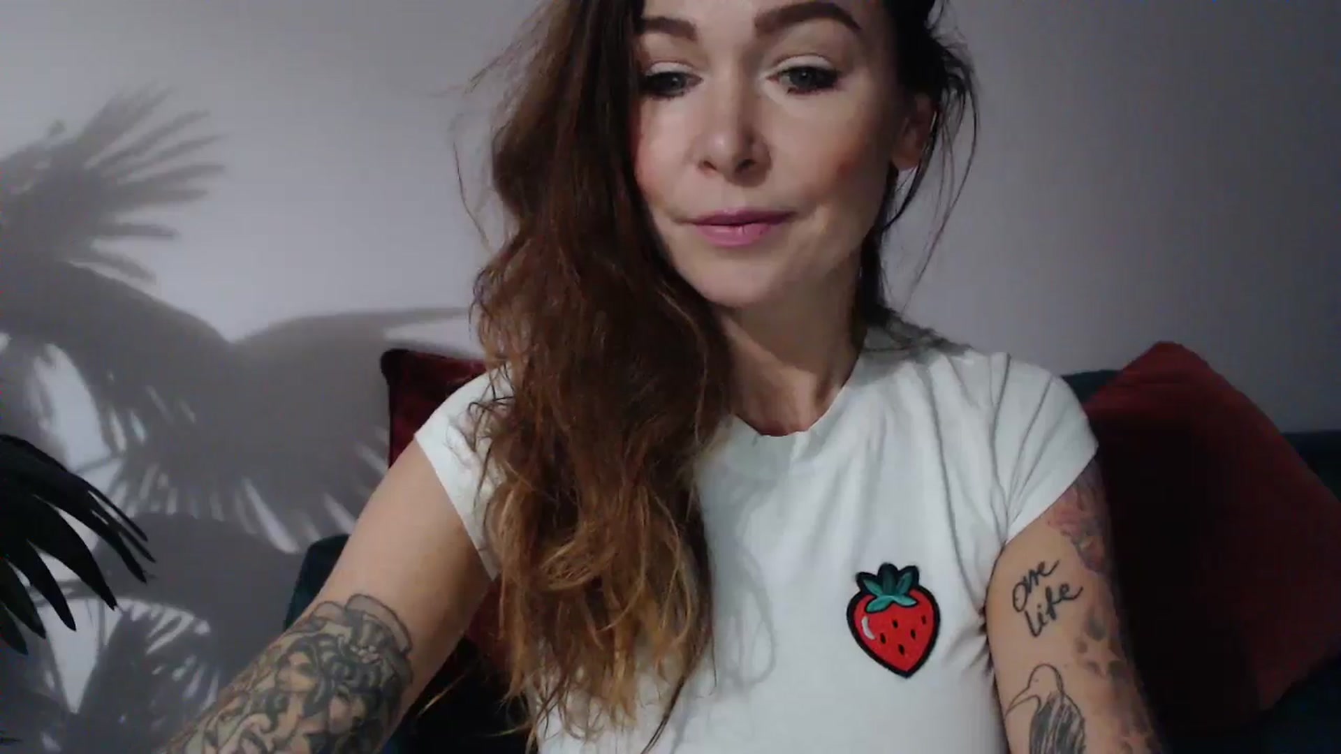 Gallery image thumbnail from Delilah_sweet's myfreecams stream on, 10/02/2024, 17:36 image 19 of 20