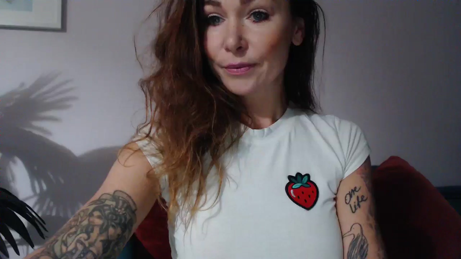Gallery image thumbnail from Delilah_sweet's myfreecams stream on, 10/02/2024, 17:36 image 17 of 20