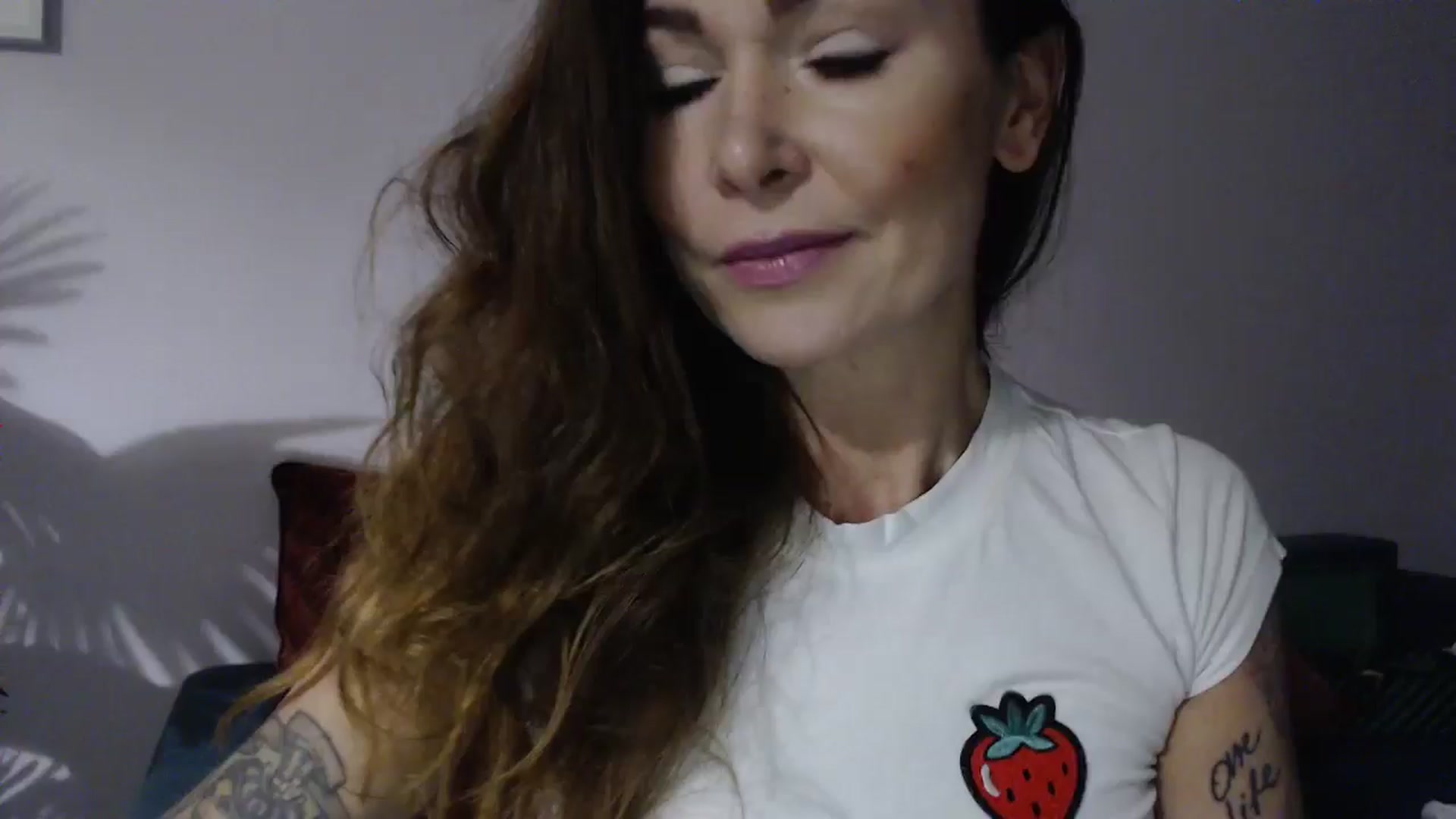 Gallery image thumbnail from Delilah_sweet's myfreecams stream on, 10/02/2024, 17:36 image 2 of 20