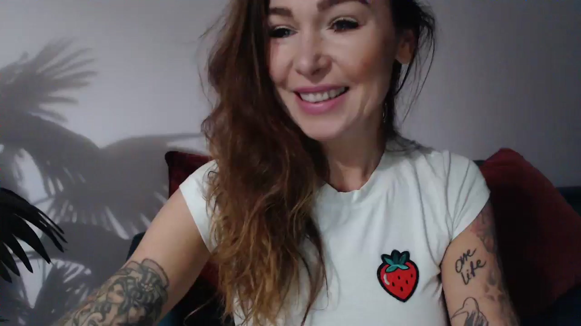 Gallery image thumbnail from Delilah_sweet's myfreecams stream on, 10/02/2024, 17:36 image 20 of 20