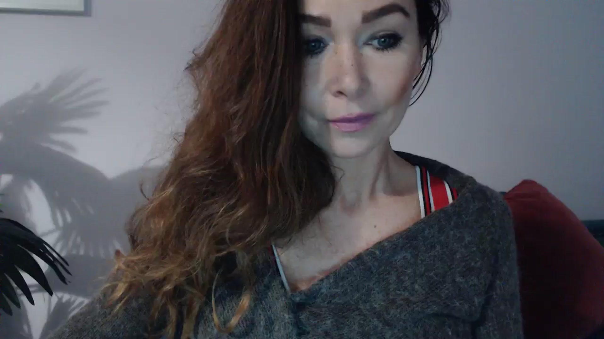 Gallery image thumbnail from Delilah_sweet's myfreecams stream on, 10/03/2024, 15:28 image 1 of 20