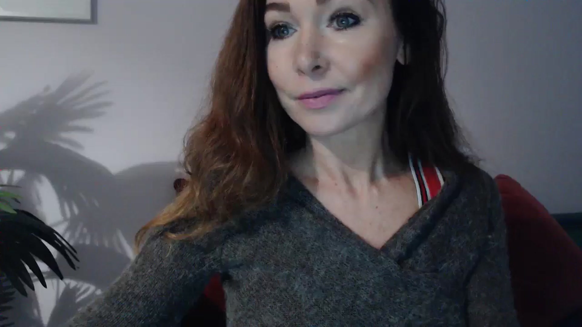 Gallery image thumbnail from Delilah_sweet's myfreecams stream on, 10/03/2024, 15:28 image 13 of 20