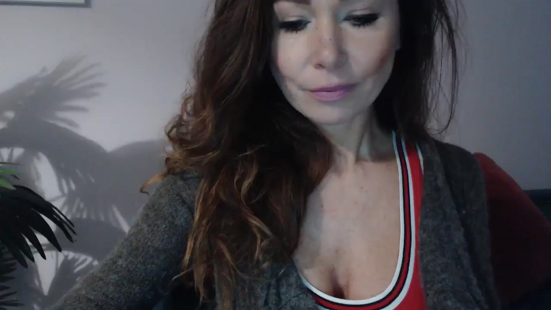 Gallery image thumbnail from Delilah_sweet's myfreecams stream on, 10/03/2024, 15:28 image 17 of 20