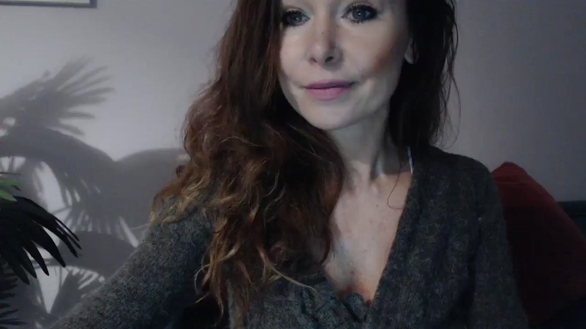 Gallery image thumbnail from Delilah_sweet's myfreecams stream on, 10/03/2024, 15:58 image 3 of 20