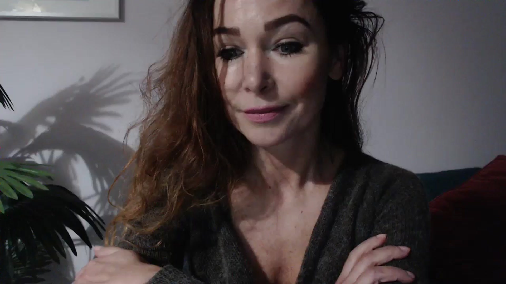 Gallery image thumbnail from Delilah_sweet's myfreecams stream on, 10/03/2024, 17:33 image 8 of 20