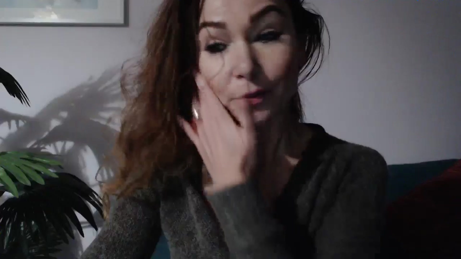 Gallery image thumbnail from Delilah_sweet's myfreecams stream on, 10/03/2024, 17:33 image 4 of 20