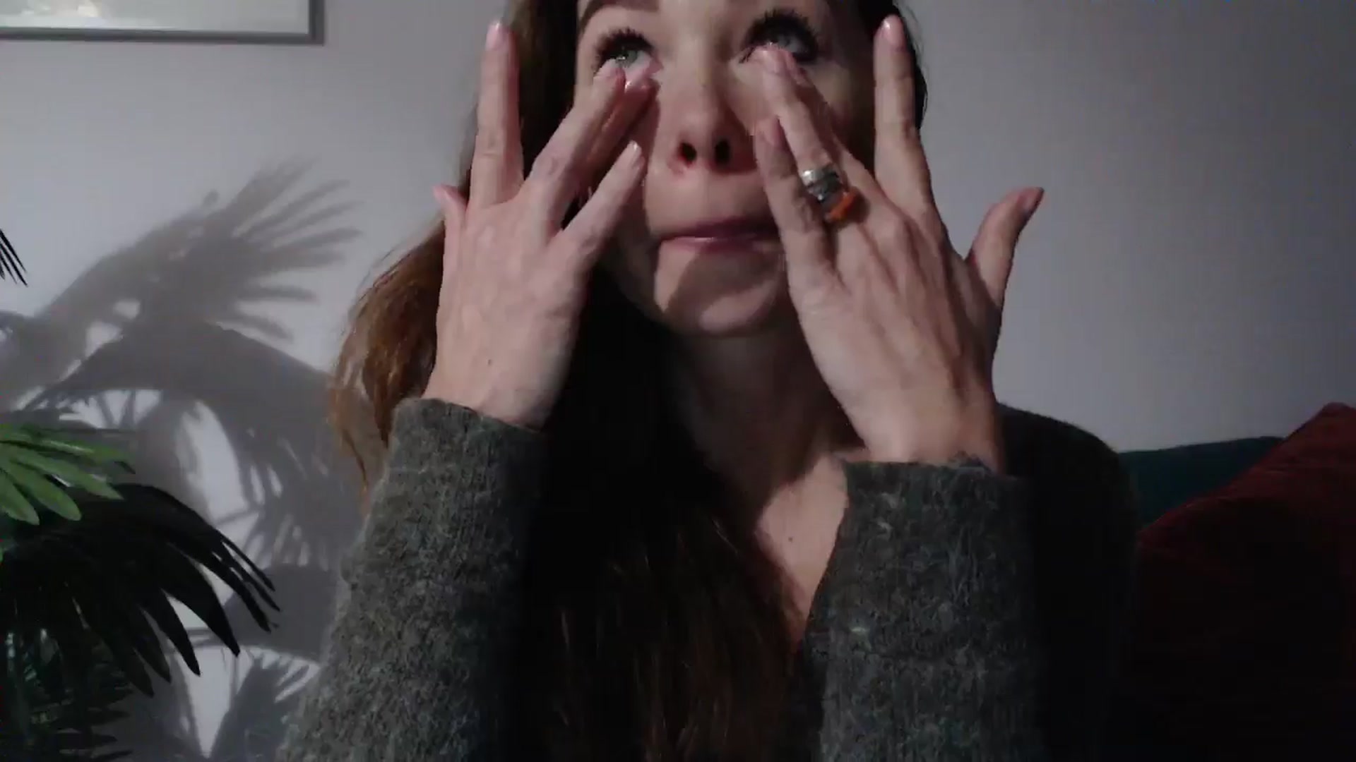 Gallery image thumbnail from Delilah_sweet's myfreecams stream on, 10/03/2024, 17:33 image 13 of 20