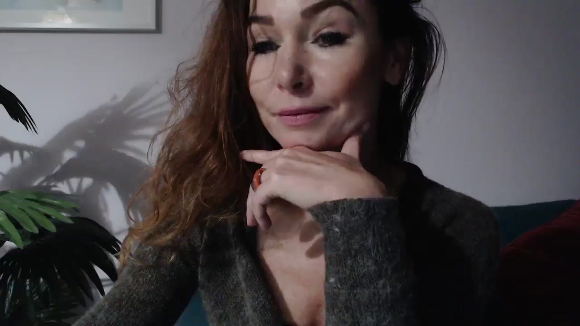 Gallery image thumbnail from Delilah_sweet's myfreecams stream on, 10/03/2024, 17:33 image 5 of 20