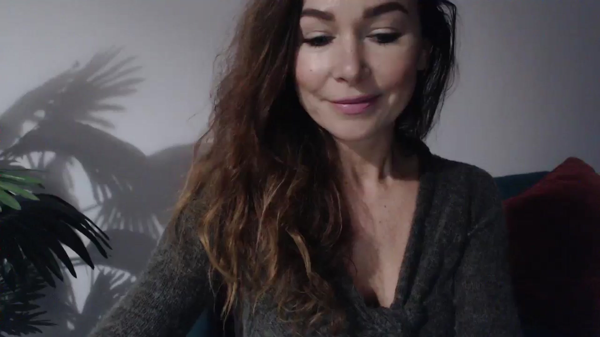 Gallery image thumbnail from Delilah_sweet's myfreecams stream on, 10/07/2024, 17:54 image 10 of 20