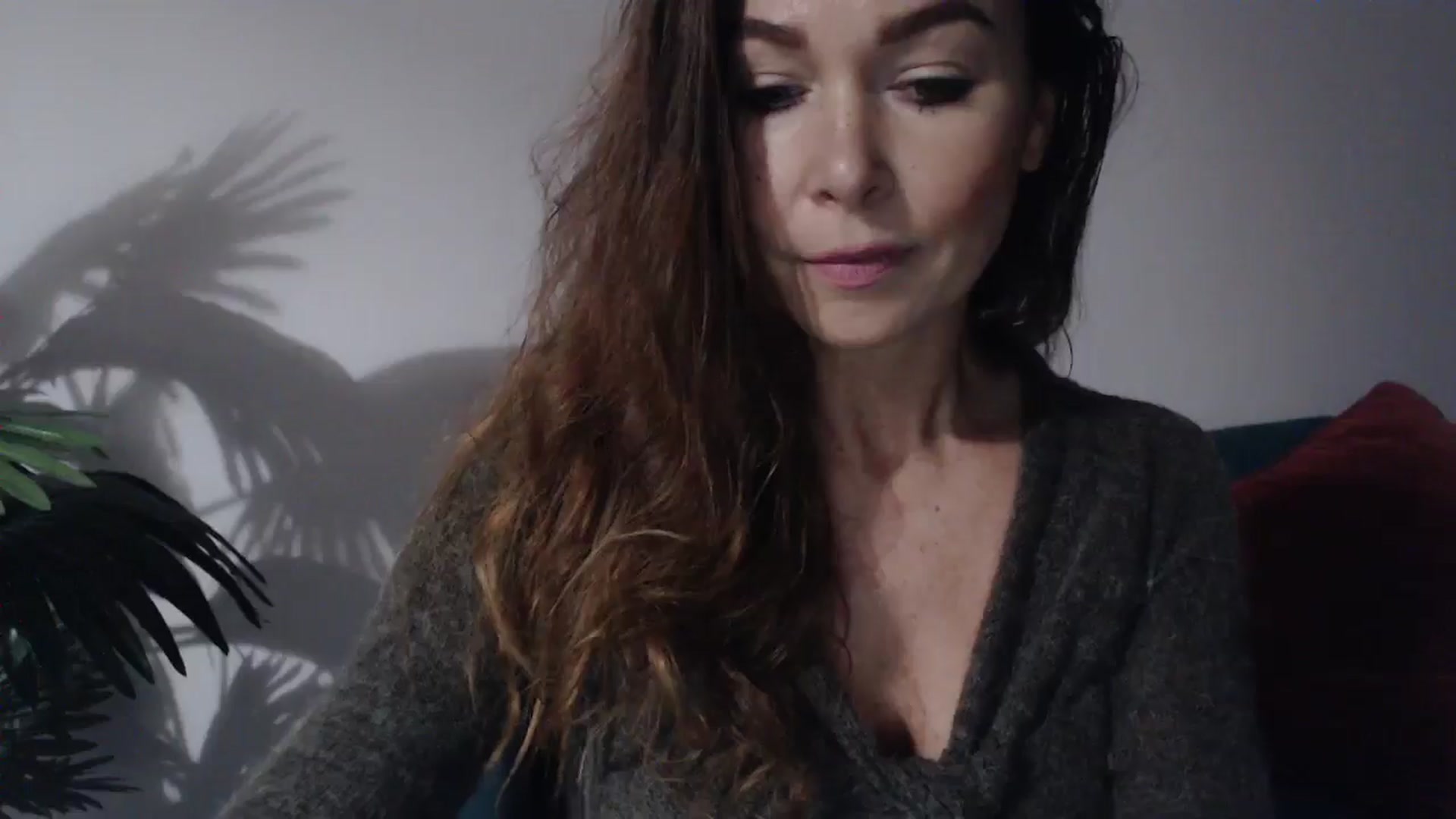 Gallery image thumbnail from Delilah_sweet's myfreecams stream on, 10/07/2024, 17:54 image 5 of 20