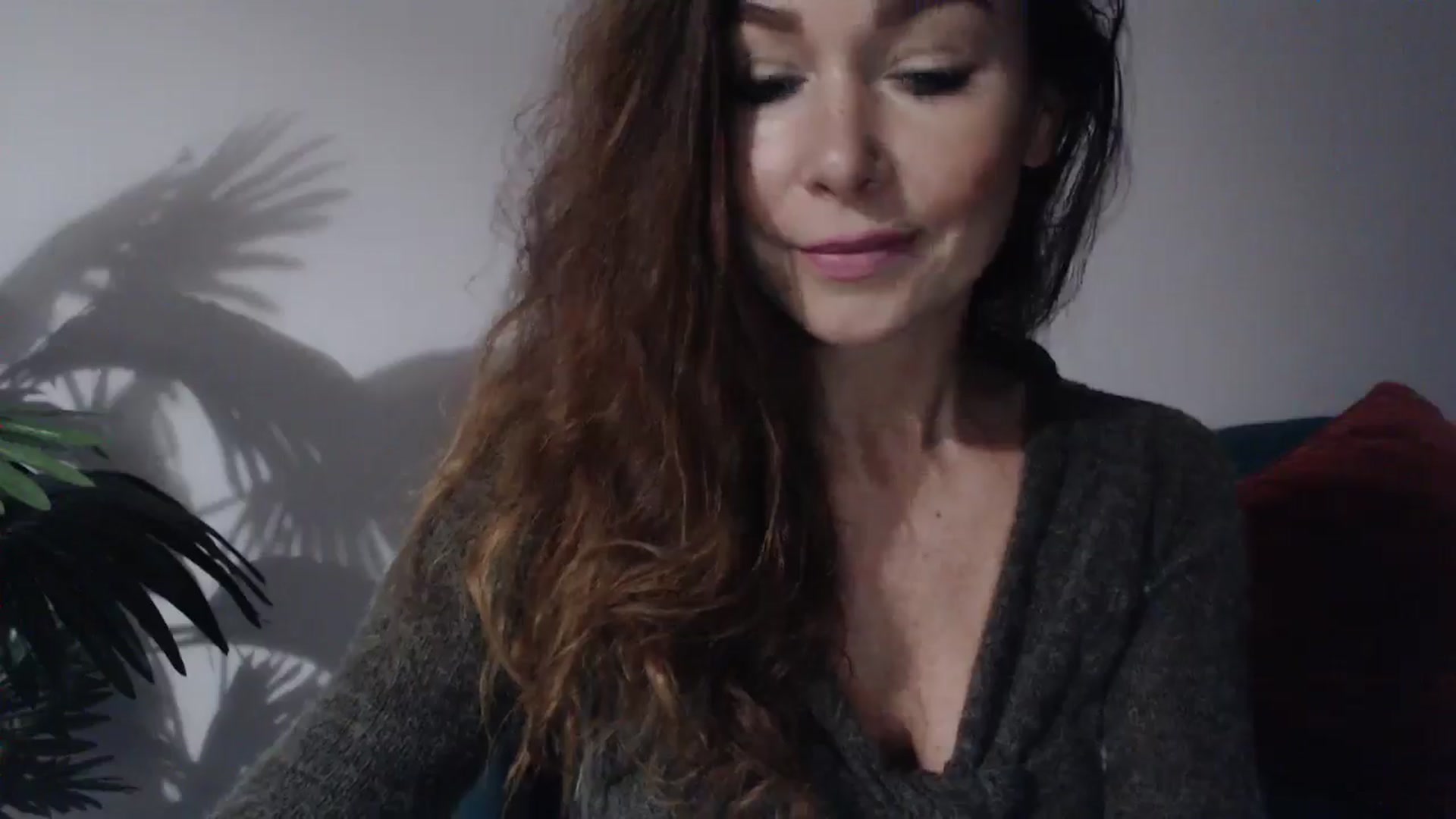 Gallery image thumbnail from Delilah_sweet's myfreecams stream on, 10/07/2024, 17:54 image 8 of 20