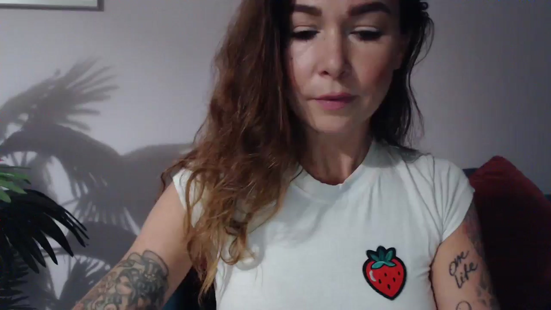 Gallery image thumbnail from Delilah_sweet's myfreecams stream on, 10/08/2024, 16:47 image 17 of 20