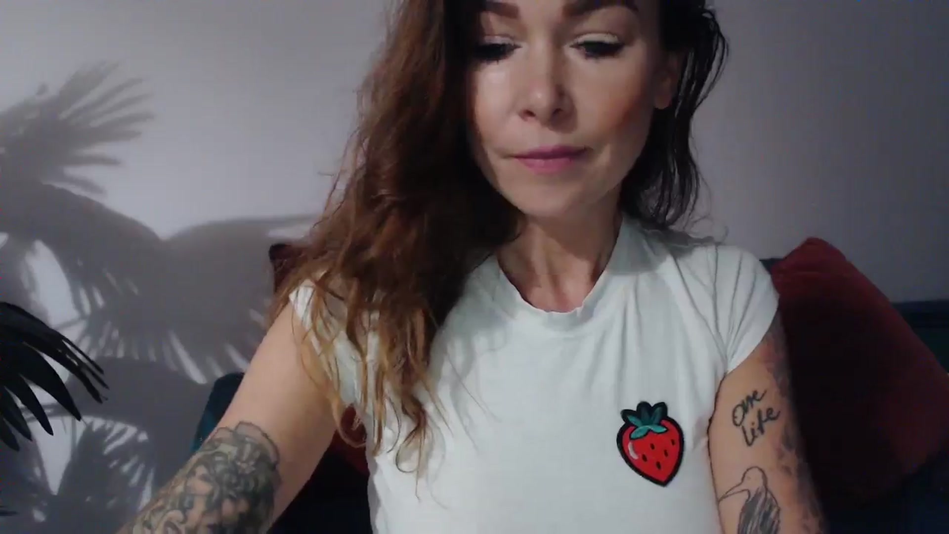 Gallery image thumbnail from Delilah_sweet's myfreecams stream on, 10/08/2024, 16:47 image 7 of 20
