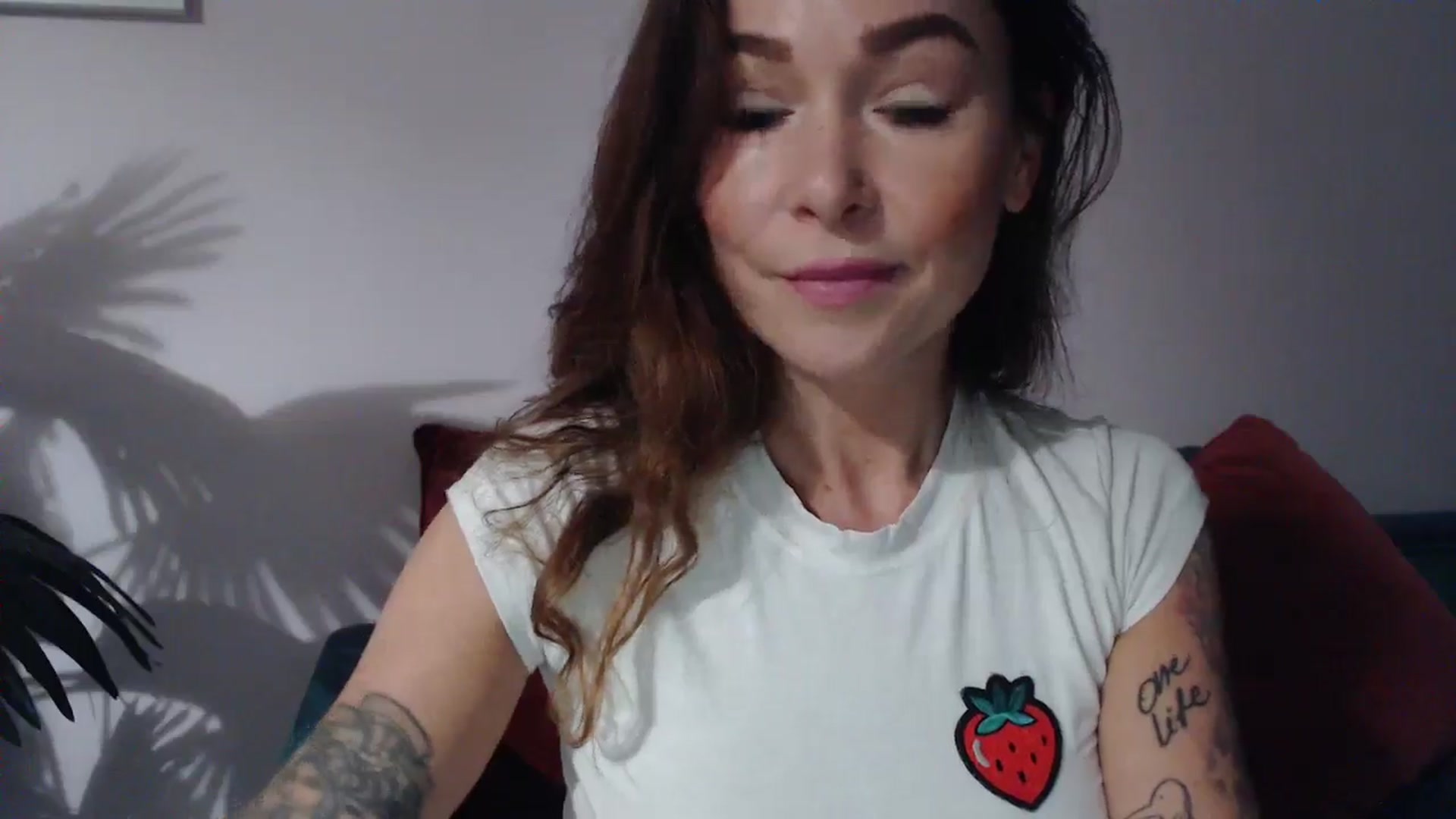 Gallery image thumbnail from Delilah_sweet's myfreecams stream on, 10/08/2024, 16:47 image 10 of 20