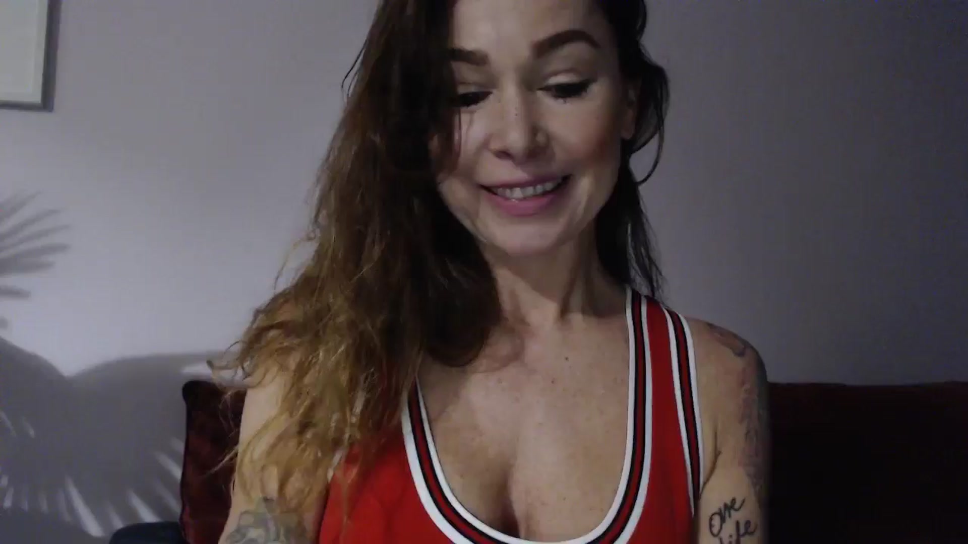 Gallery image thumbnail from Delilah_sweet's myfreecams stream on, 10/09/2024, 17:12 image 1 of 20