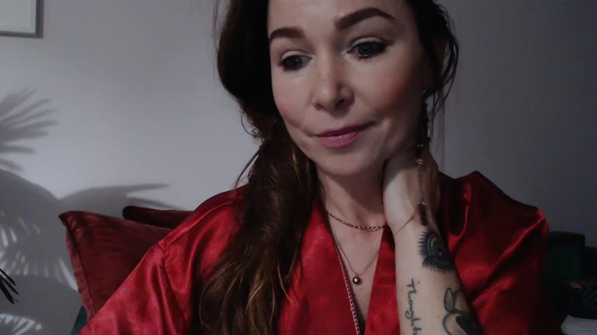 Gallery image thumbnail from Delilah_sweet's myfreecams stream on, 10/15/2024, 17:41 image 7 of 20
