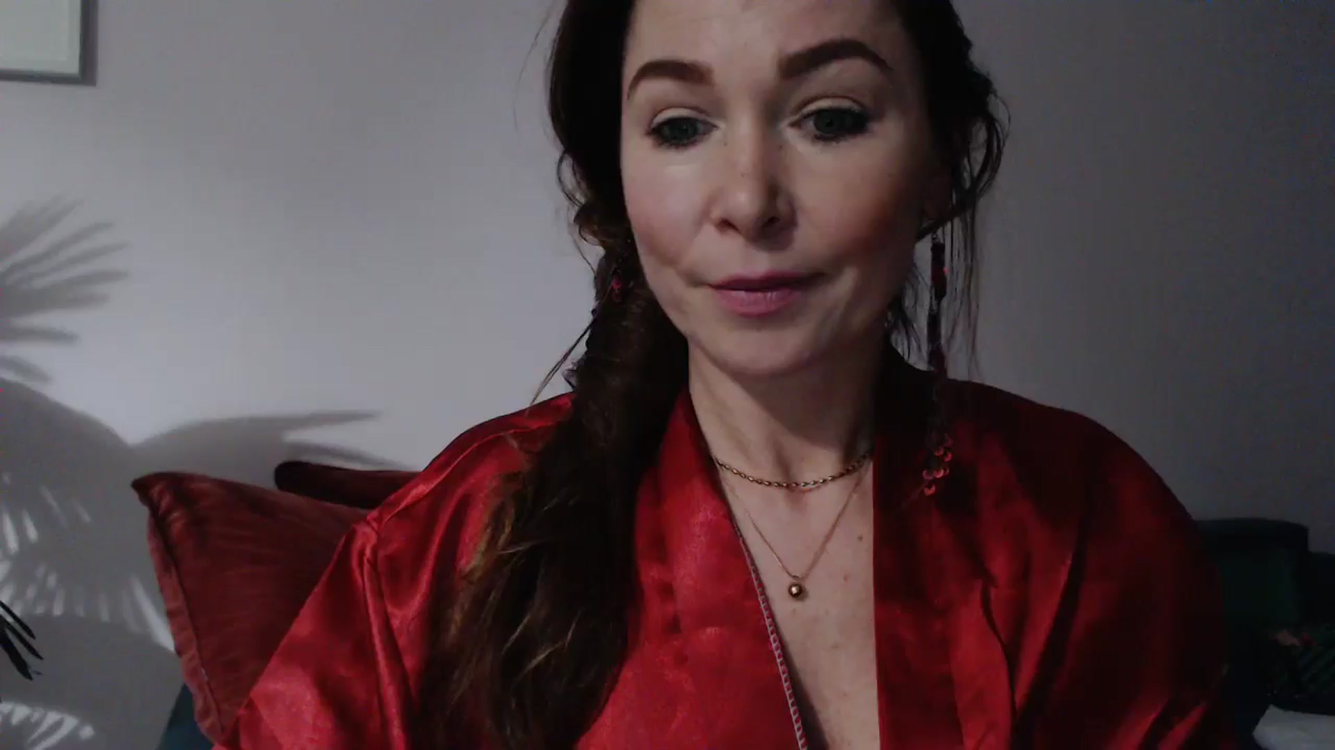 Gallery image thumbnail from Delilah_sweet's myfreecams stream on, 10/15/2024, 17:41 image 6 of 20