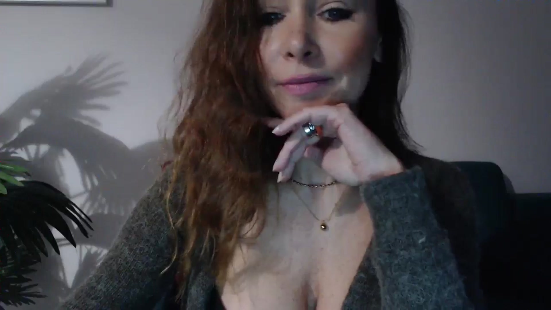 Gallery image thumbnail from Delilah_sweet's myfreecams stream on, 10/17/2024, 16:16 image 16 of 20