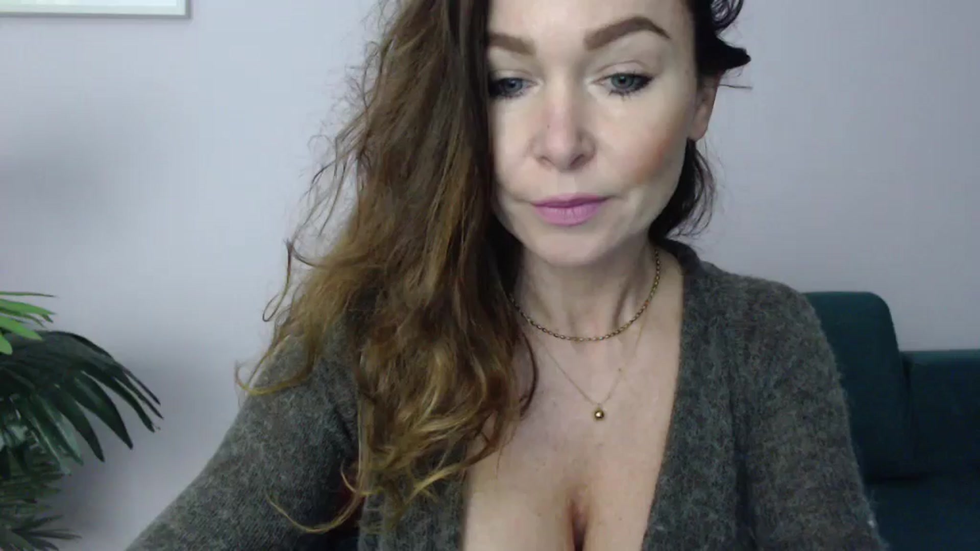 Gallery image thumbnail from Delilah_sweet's myfreecams stream on, 10/23/2024, 15:35 image 19 of 20