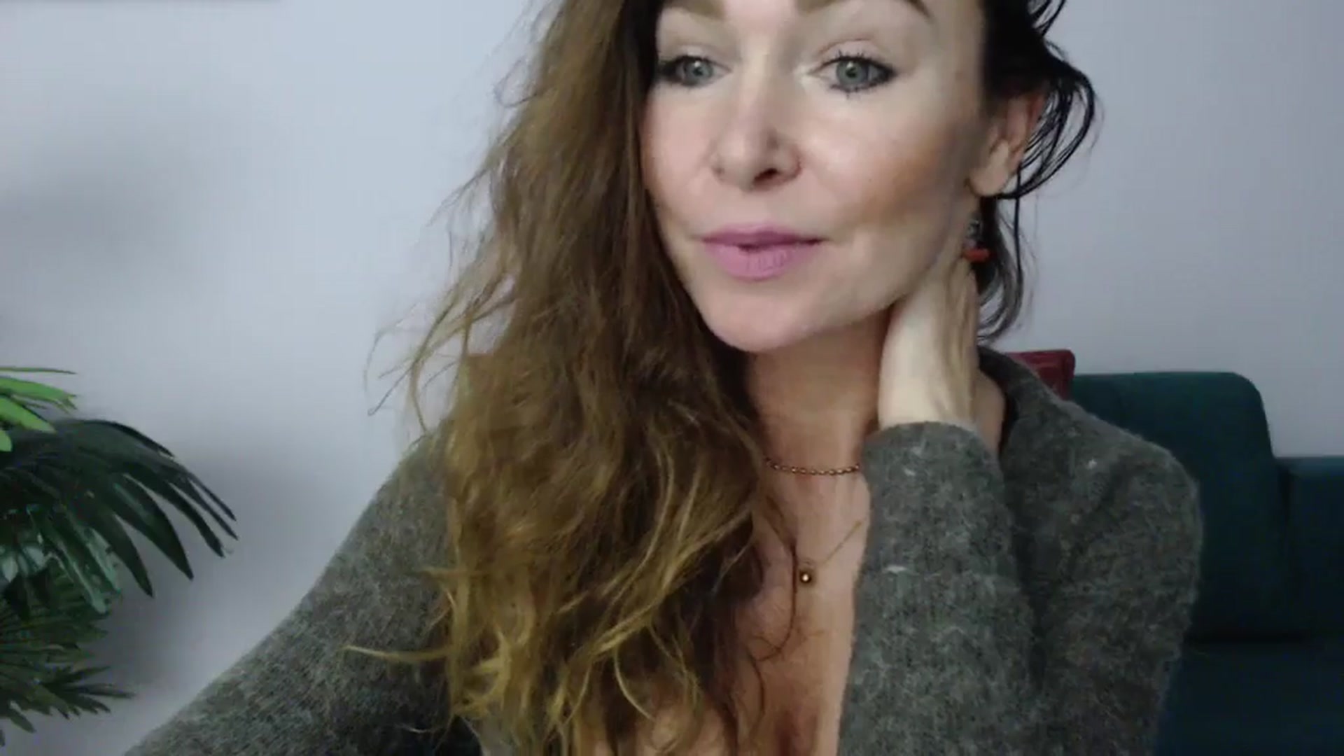 Gallery image thumbnail from Delilah_sweet's myfreecams stream on, 10/23/2024, 17:08 image 6 of 20