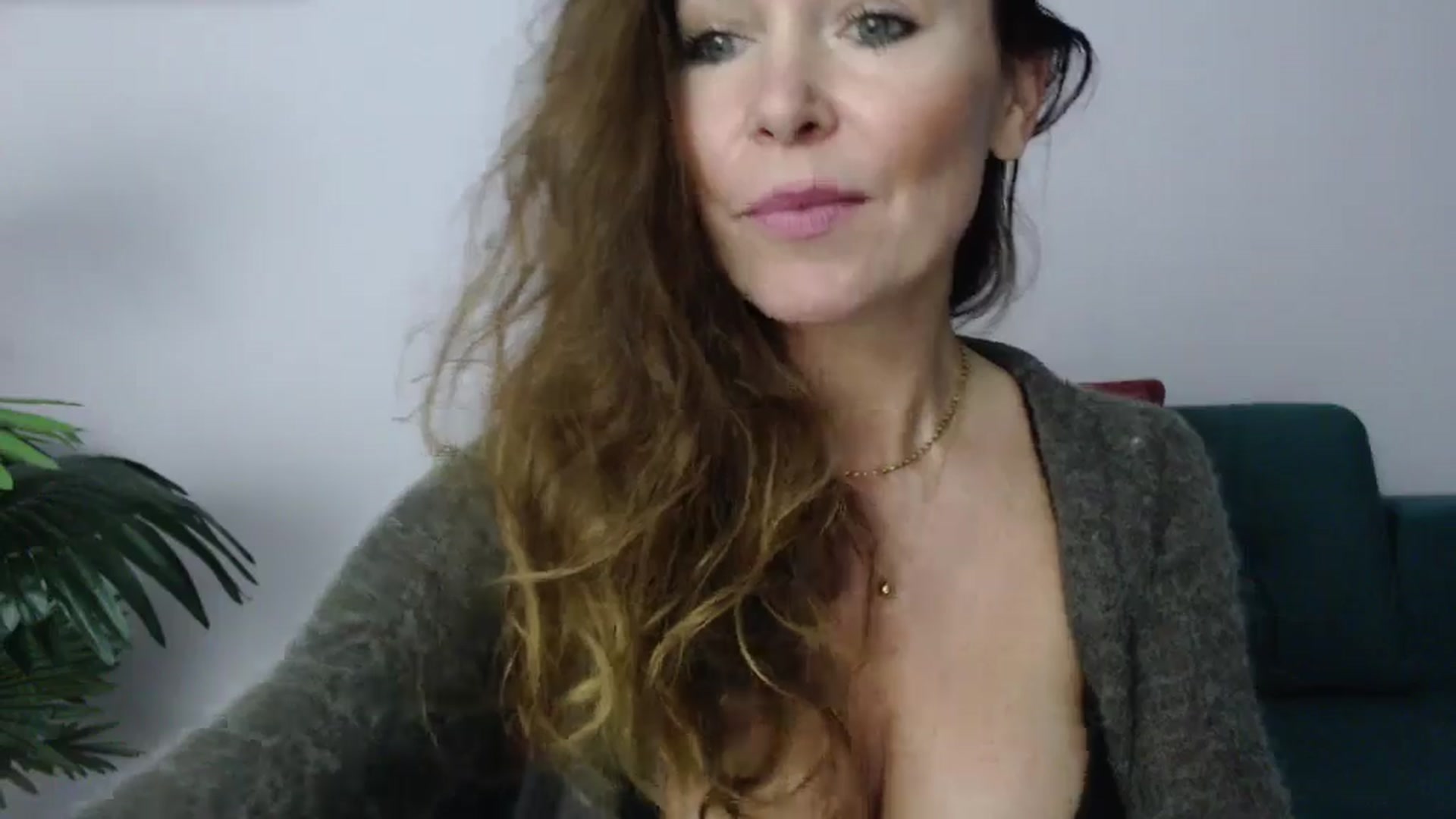 Gallery image thumbnail from Delilah_sweet's myfreecams stream on, 10/23/2024, 17:08 image 4 of 20
